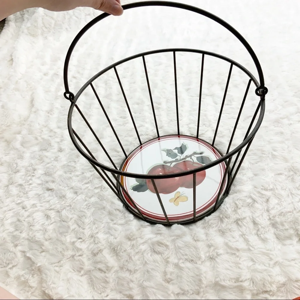 Hallmark metal apple basket farmhouse decor